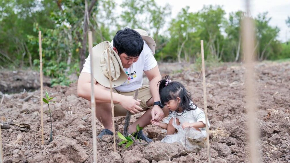 MSC organized volunteer forest planting activities at The Recreation and Convalescence Centre at Bangpu
