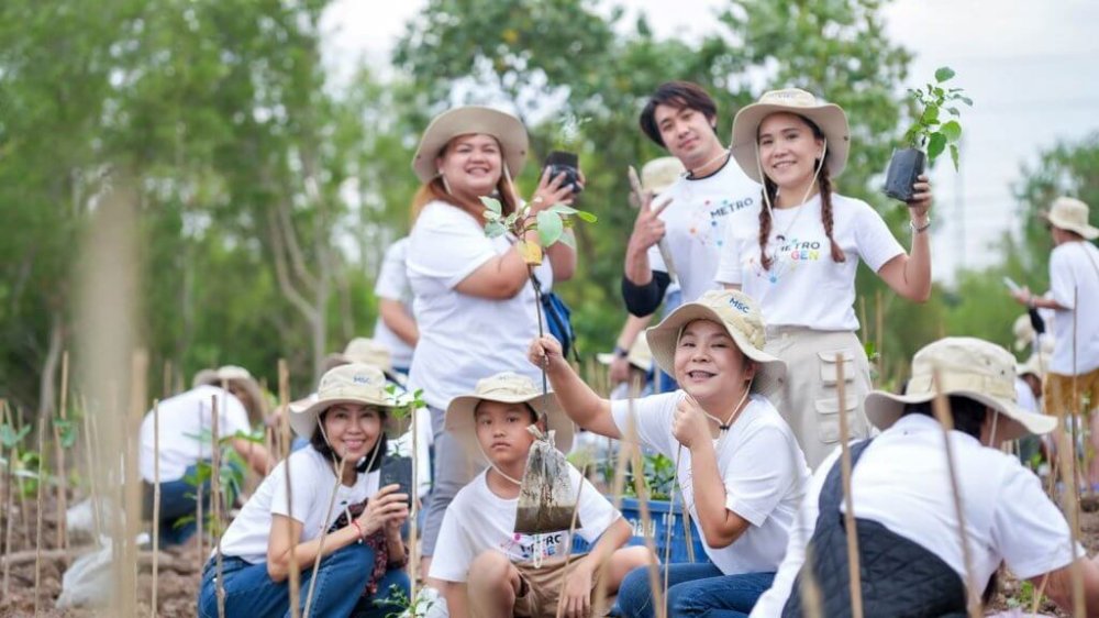 MSC organized volunteer forest planting activities at The Recreation and Convalescence Centre at Bangpu
