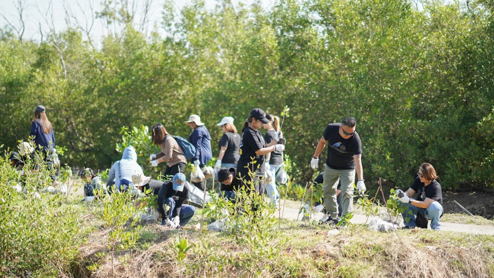 MSC ลุยภารกิจรักษ์โลกกับโครงการ "Planet Roots รากฐานเพื่อโลก" ฟื้นฟูสิ่งแวดล้อมปลูกป่า ณ ศูนย์ศึกษาธรรมชาติกองทัพบกบางปู