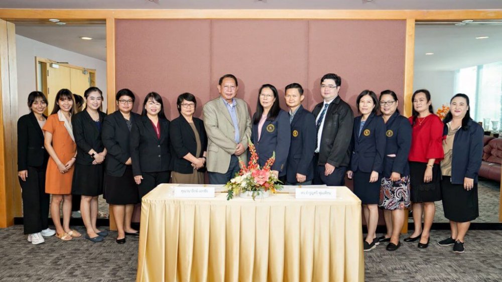 พิธีลงนามความร่วมมือทางวิชาการ บริษัท เมโทรซิสเต็มส์คอร์ปอเรชั่น จำกัด (มหาชน) กับคณะวิทยาศาสตร์และเทคโนโลยี มหาวิทยาลัยหัวเฉียวเฉลิมพระเกียรติ